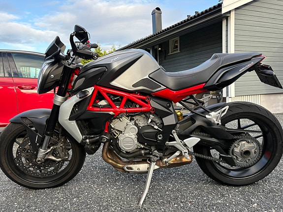 MV Agusta Brutale 800 10 of 12