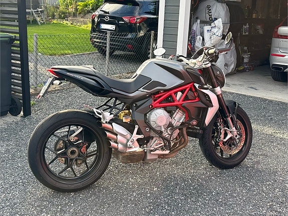 MV Agusta Brutale 800 6 of 12