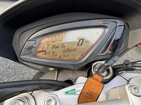MV Agusta Brutale 800 12 of 12
