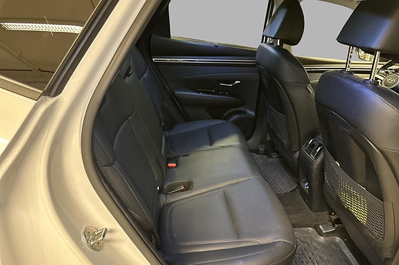 Hyundai Tucson 17 of 19