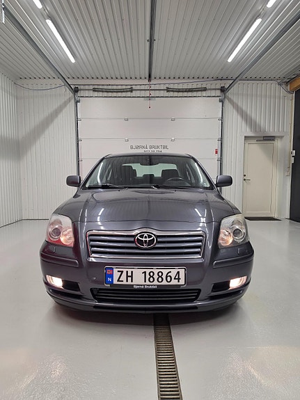 Toyota Avensis 9 of 21