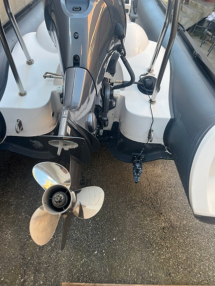 Suzumar 450 LUX 2023 -14 fot 40 hk Yamaha 5 of 6
