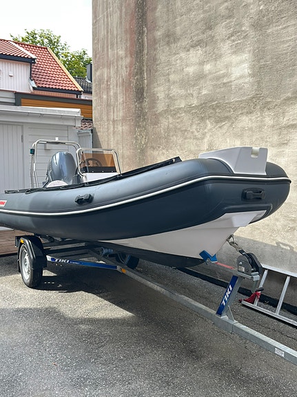 Suzumar 450 LUX 2023 -14 fot 40 hk Yamaha 2 of 6