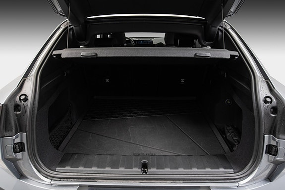 BMW iX2 30 of 30