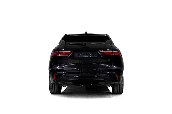 Jaguar F-PACE 7 of 30