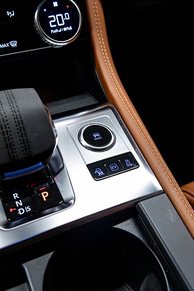 Jaguar F-PACE 30 of 30