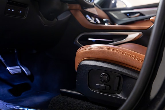 Jaguar F-PACE 17 of 30