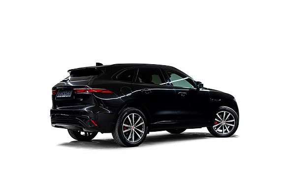 Jaguar F-PACE 2 of 30