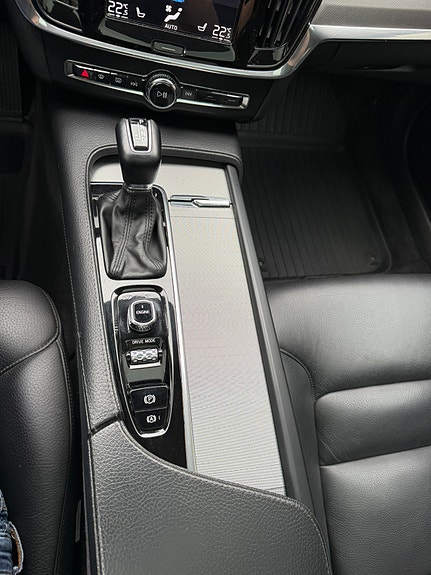 Volvo V90 15 of 30