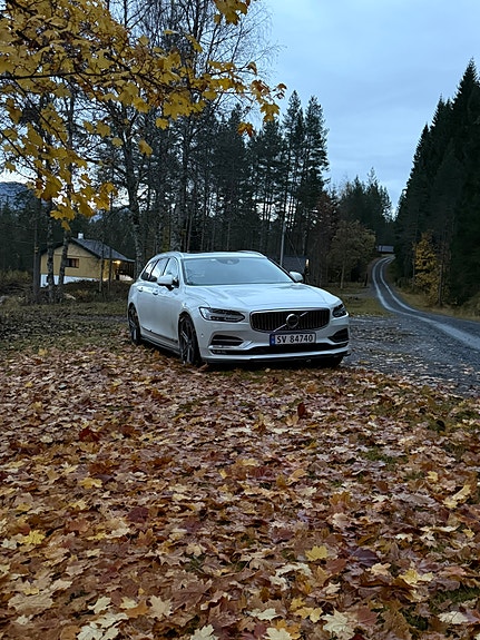 Volvo V90 3 of 30