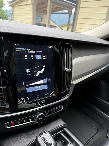 Volvo V90 9 of 30
