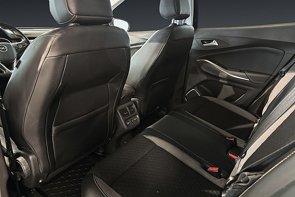 Opel Grandland X 12 of 20