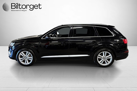 Audi Q7 10 of 30