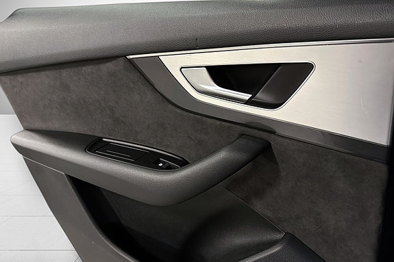 Audi Q7 17 of 30