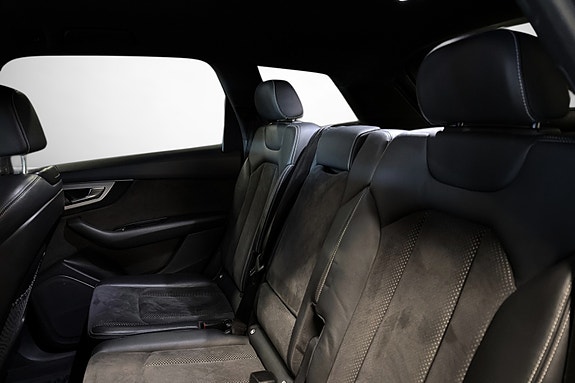 Audi Q7 14 of 30