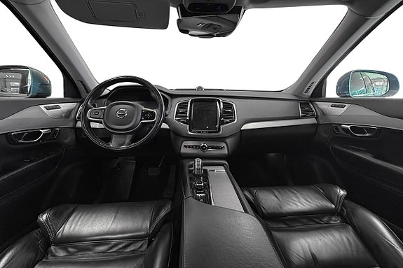 Volvo XC90 22 of 30