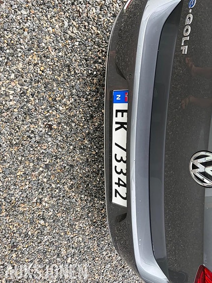 Volkswagen e-Golf VII 12 of 30