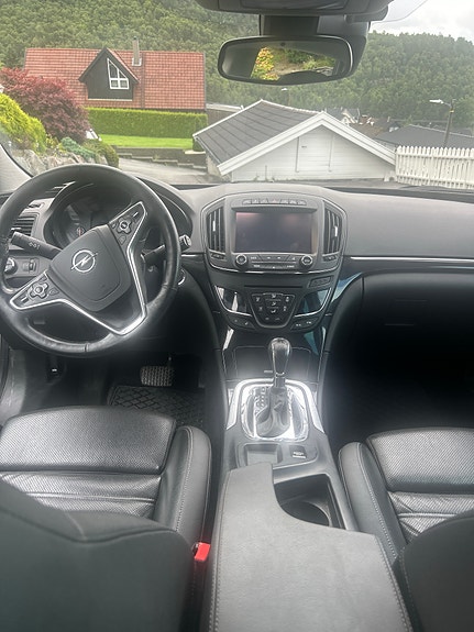 Opel Insignia 12 of 16