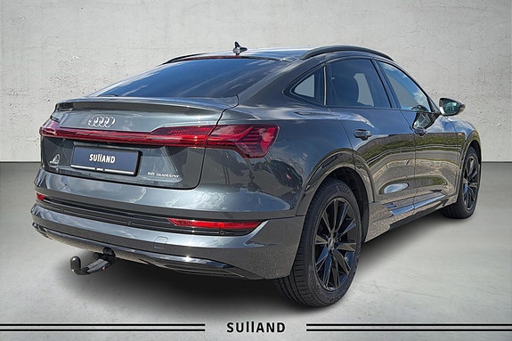 Audi e-tron Sportback 7 of 26