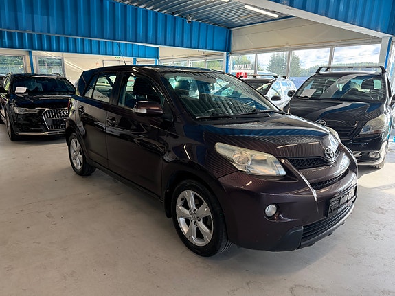 Toyota Urban Cruiser 2 of 30