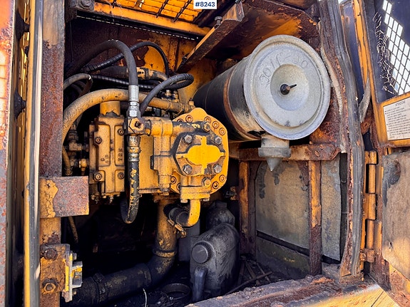 Komatsu PC210- 5K Gravemaskin 24 of 30