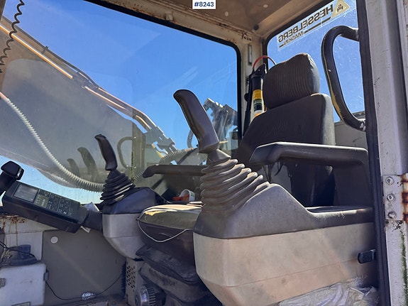 Komatsu PC210- 5K Gravemaskin 28 of 30