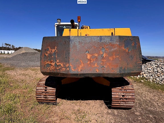 Komatsu PC210- 5K Gravemaskin 10 of 30