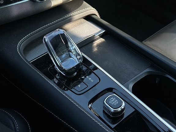 Volvo XC90 29 of 30