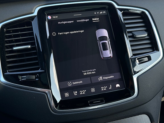 Volvo XC90 28 of 30