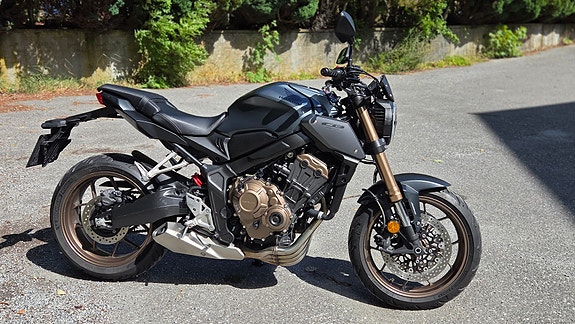Honda CB 650 R 5 of 7