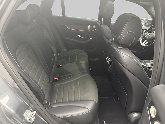 Mercedes-Benz GLC300 de 20 of 30