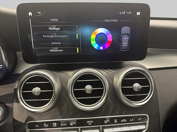 Mercedes-Benz GLC300 de 27 of 30