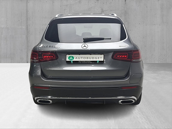 Mercedes-Benz GLC300 de 7 of 30