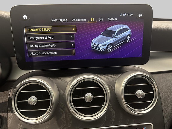 Mercedes-Benz GLC300 de 26 of 30