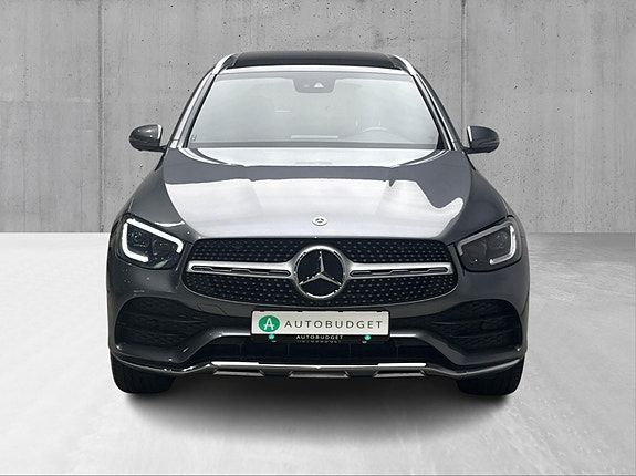 Mercedes-Benz GLC300 de 4 of 30