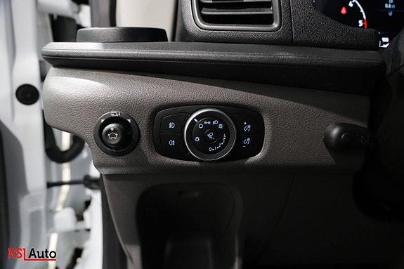 Ford Transit 14 of 30