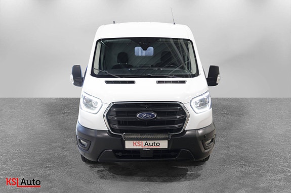 Ford Transit 12 of 30