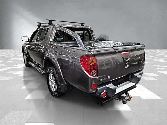 Mitsubishi L200 3 of 7