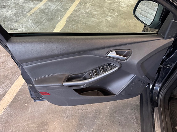 Ford Focus 17 of 30