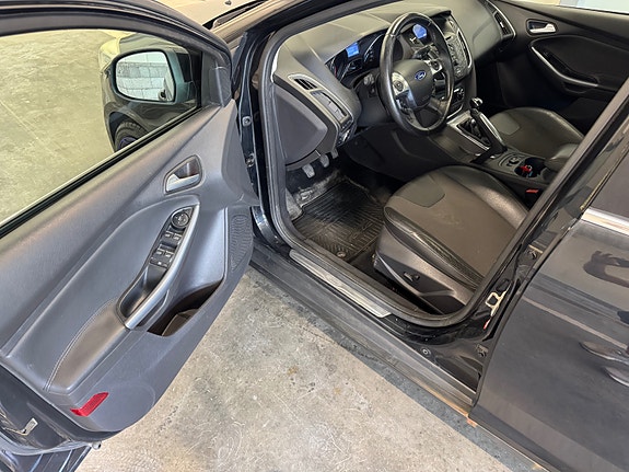 Ford Focus 16 of 30