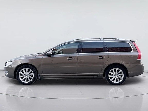 Volvo V70 9 of 30