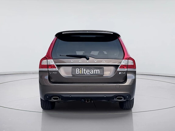 Volvo V70 6 of 30