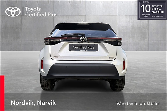 Toyota Yaris Cross 4 of 18