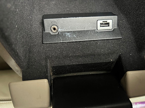Volvo V70 22 of 28