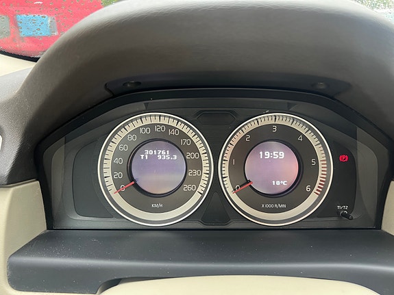 Volvo V70 28 of 28