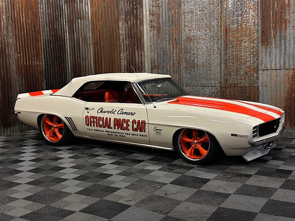 Chevrolet Camaro 4 of 30
