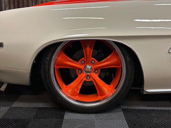 Chevrolet Camaro 22 of 30