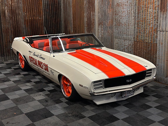Chevrolet Camaro 7 of 30
