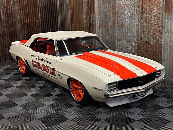Chevrolet Camaro 3 of 30