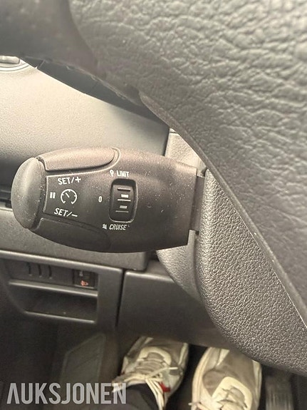 Peugeot 5008 10 of 25